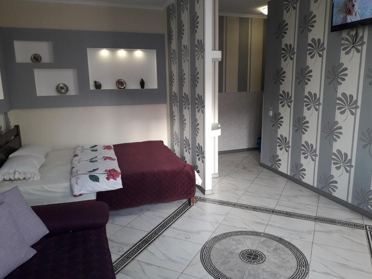 Apartment On 8 Marta Mykolaiv Exterior foto